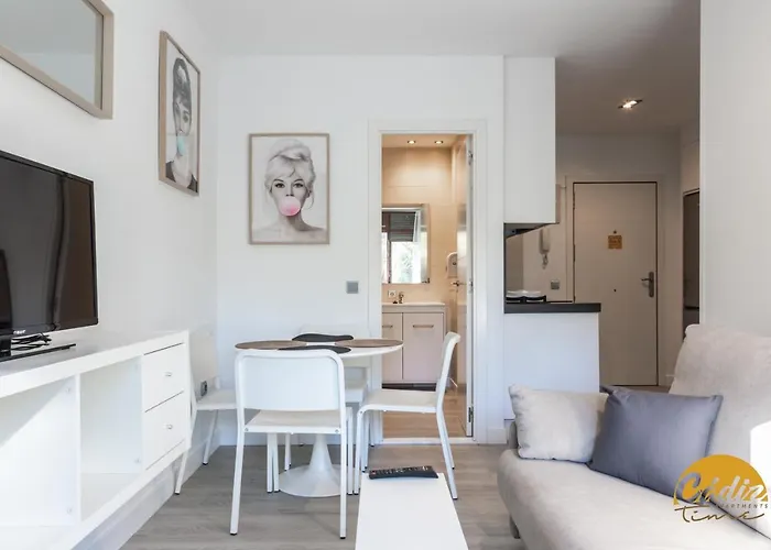 Apartman Estudio Plaza Mina By Time Cádiz